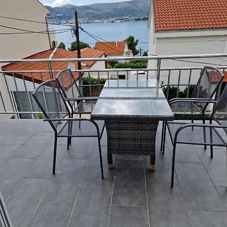 Krista Apartment Trogir